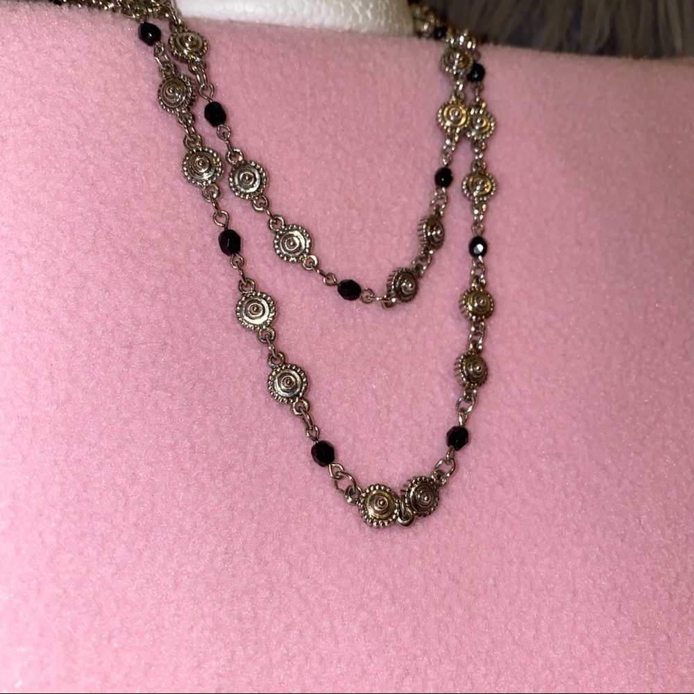 ɴᴡᴏᴛ Black Bead and Silver Spiral Necklace🖤🌚